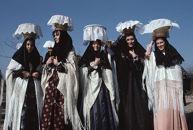 Panbenditeras, Escatrón, Teruel