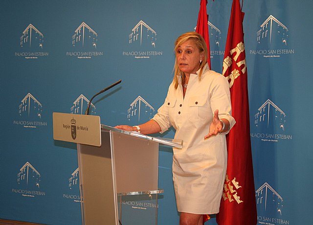 La portavoz del Gobierno regional, María Pedro Reverte, en la rueda de prensa para informar de los asuntos acordados por el Consejo de Gobierno