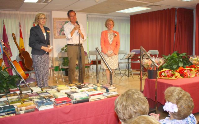 El Alcalde participa en la Fiesta de la Primavera del centro de mayores de San Miguel