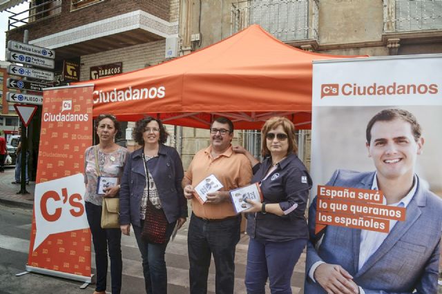Ciudadanos (C’s) de Murcia critica que el PP prohíba al partido instalar una carpa para repartir publicidad electoral