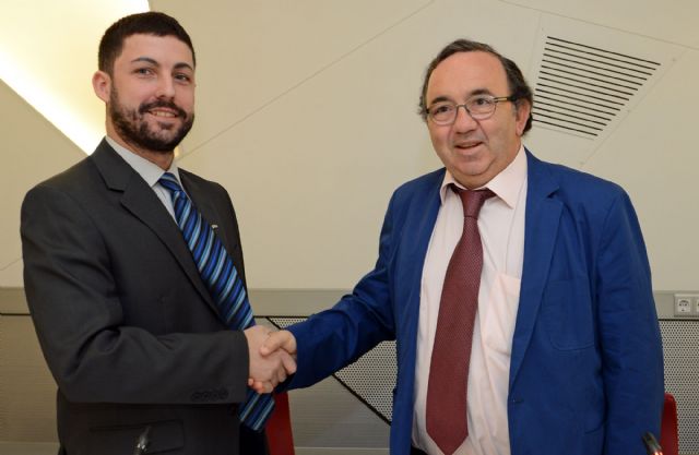 La Universidad de Murcia firma un convenio para colaborar en las actividades de las junior empresa españolas