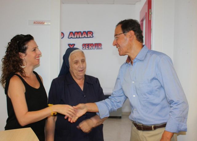 El Ayuntamiento y Cáritas unen esfuerzos en la lucha contra la pobreza