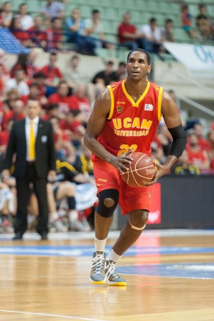 Thomas Kelati renueva con el UCAM Murcia
