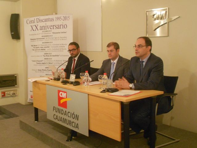 La Coral Discantus festeja su XX aniversario