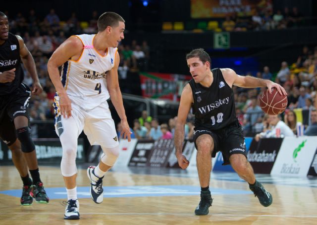 El UCAM Murcia CB se suma al rosa