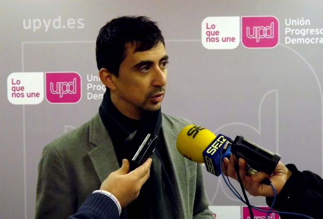UPyD Murcia reclama una respuesta para la situación de los vendedores del Malecón