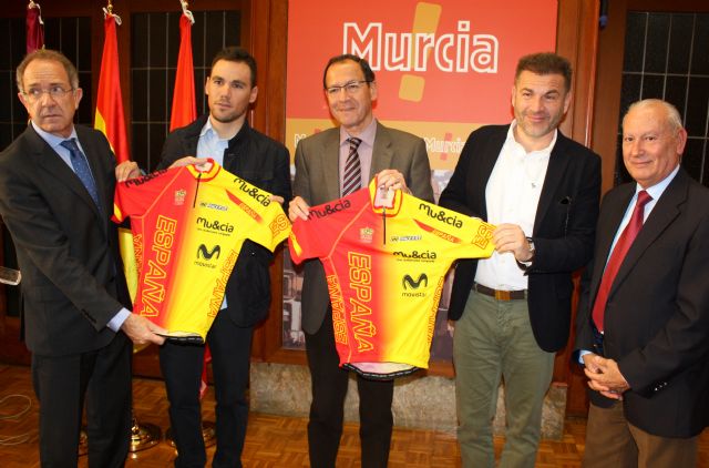 Los mejores ciclistas españoles continuarán promocionando a Murcia en las competiciones