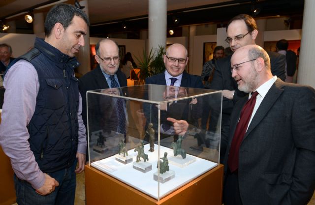 Exposición sobre cien años de investigaciones arqueológicas en la Universidad de Murcia