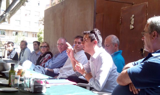 Serna (UPyD) asume el reto de 'incrementar y mejorar la participación de los vecinos' del municipio