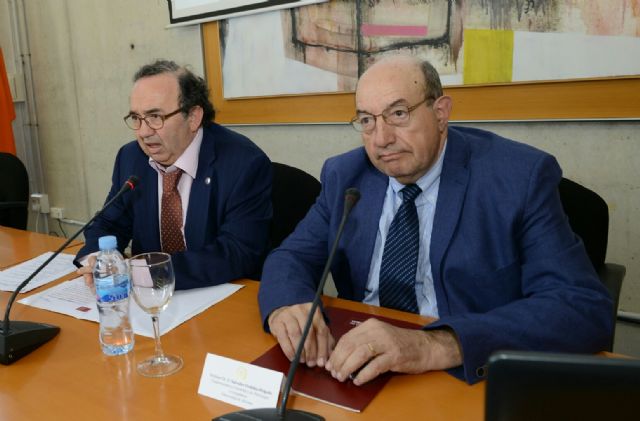 El ex secretario de Estado Salvador Ordoñez afirma que la universidad debe seguir el ritmo que marcan los tiempos