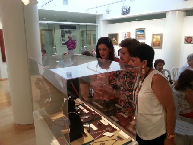 El Centro de la Mujer del barrio del Carmen celebra el fin de curso