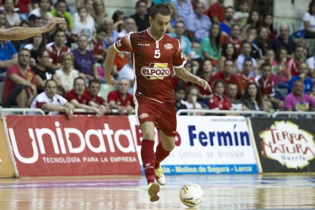 Lolo Suazo sufre una microrotura del sóleo de la pierna izquierda y será baja ante Jaén