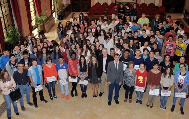 Conmemoración políglota del Día de las Naciones Unidas