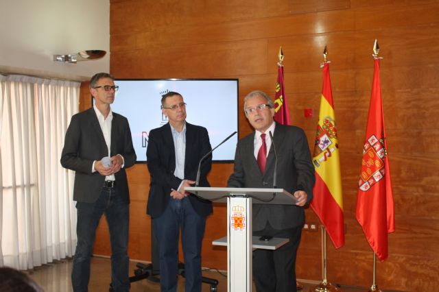 El Ayuntamiento de Murcia presenta el documento ´El Cementerio como bien cultural´