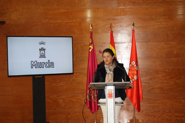 El Cementerio de nuestro Padre Jesús, preparado para la festividad de Todos los Santos
