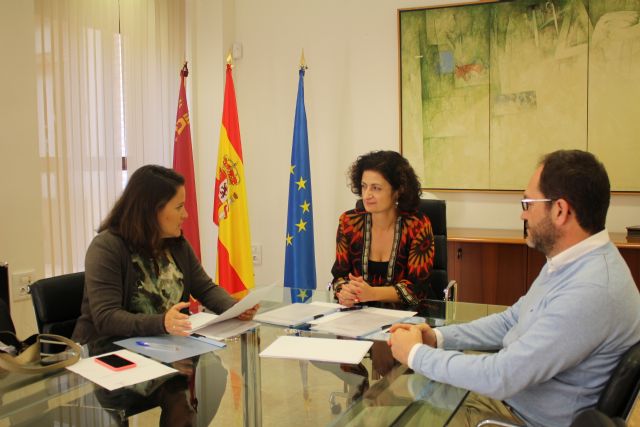 La Comunidad y el Ayuntamiento de Murcia acuerdan mejorar la coordinación del 1-1-2 y los servicios de Protección Civil del municipio