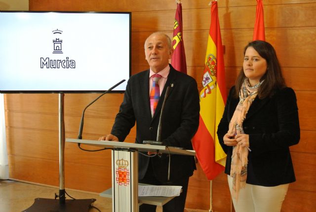 Crece el número de usuarios de tranvía, autobús y bicicleta