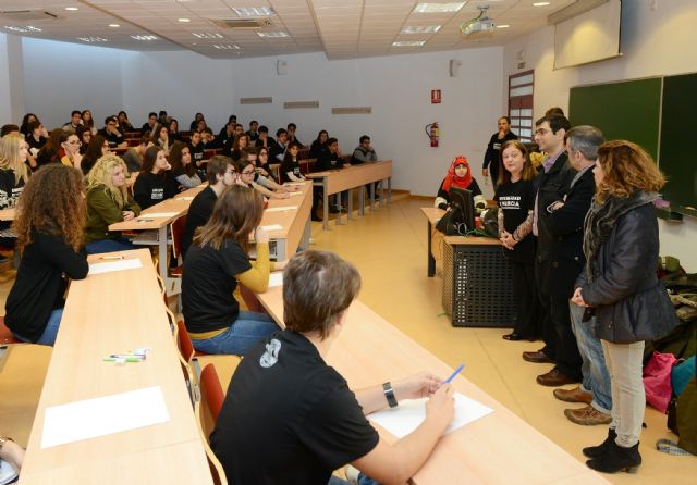 Centenar y medio de estudiantes de Bachillerato participaron hoy en la X Olimpiada de Biología