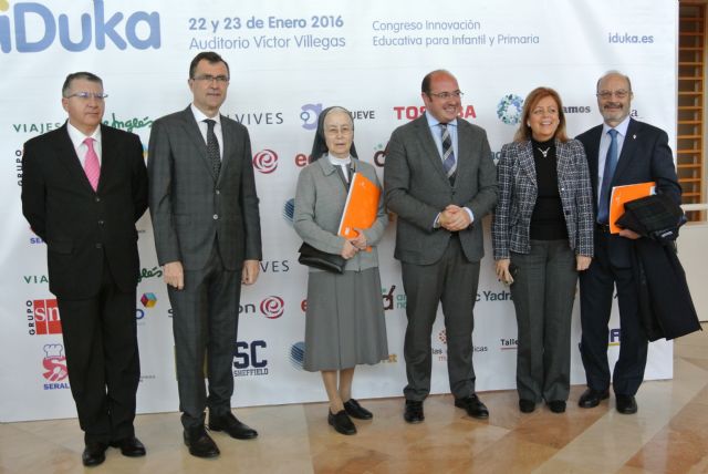 Ballesta llama a 'defender con contundencia la libertad de enseñanza que nos otorga la Constitución'