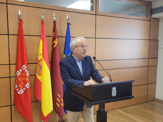 PSOE y Cs pretenden derribar panteones centenarios en el Cementerio de Jesús