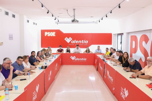 Ginés Ruiz reúne por primera vez a su Ejecutiva para impulsar el proyecto colectivo 'La Murcia que viene'