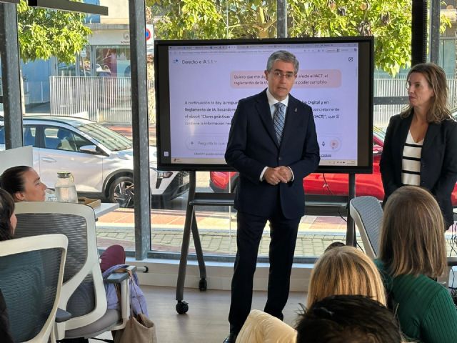 Murcia lidera la innovación turística con unas jornadas pioneras de Inteligencia Artificial organizadas por la Concejalía de Turismo, Comercio y Consumo