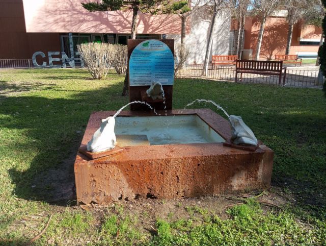 El Ayuntamiento de Murcia remodela la Fuente de las Ranas en el Barrio del Progreso