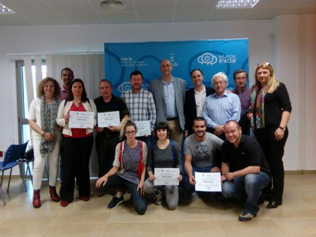 Nueve emprendedores reciben sus diplomas por participar en el programa de Tutorización de Proyectos Empresariales