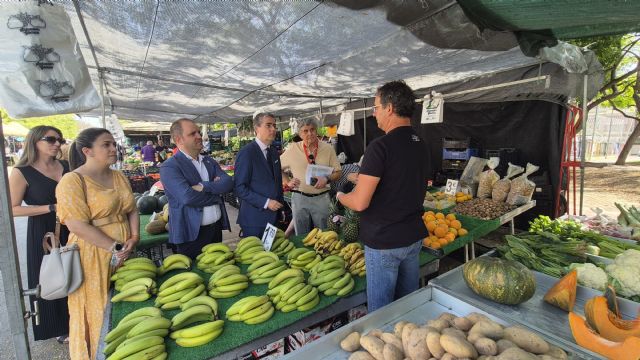 El Ayuntamiento de Murcia reactiva los mercados semanales de Santiago y Zaraíche y Patiño
