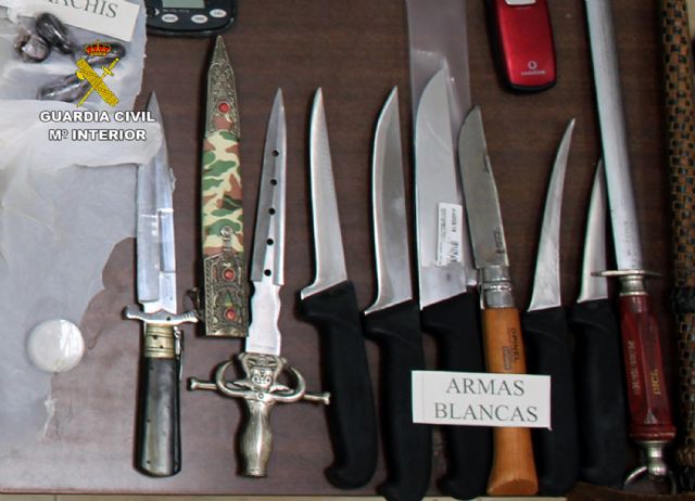 La Guardia Civil desmantela un clan familiar dedicado al tráfico de drogas en Murcia