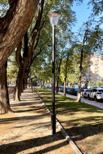 El Ayuntamiento de Murcia renueva 255 puntos de luz en el Infante que reducirán en 750 toneladas las emisiones de CO2