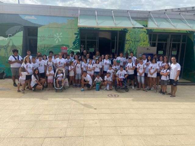 Más de medio centenar de niños y adolescentes participan en la Escuela de Verano de Santiago y Zaraiche