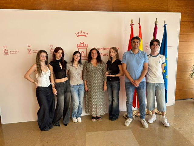 Jóvenes murcianos ganan el Campeonato europeo K-pop de NärCon celebrado en Suecia