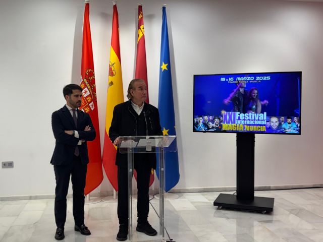 El Festival Internacional de Magia de Murcia celebra su XXI edición con la participación de 11 magos en el Teatro Romea