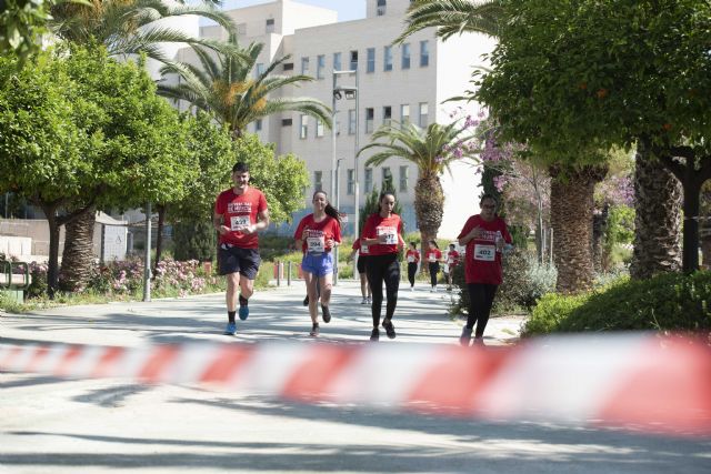 Más de 450 personas participan en la decimocuarta carrera popular de la Universidad de Murcia