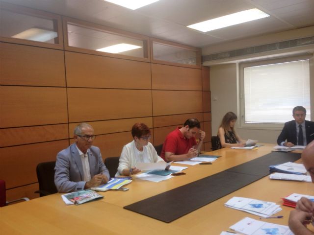 El PSOE denuncia que el PP incumplió en 2016 el Pacto por el Empleo y exige que se pongan en marcha las ayudas para la contratación de autónomos y empresas de economía social