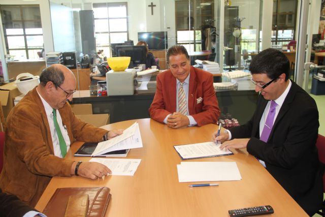 La UCAM firma un convenio de colaboración con el Colegio de Ingenieros de Obras Públicas
