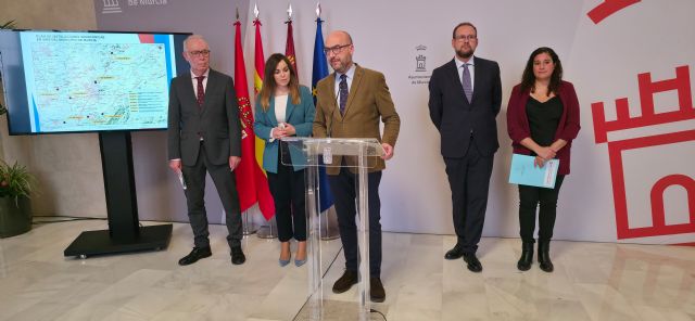 El Ayuntamiento de Murcia mejora la seguridad vial en barrios y pedanías con la semaforización de siete nuevos cruces