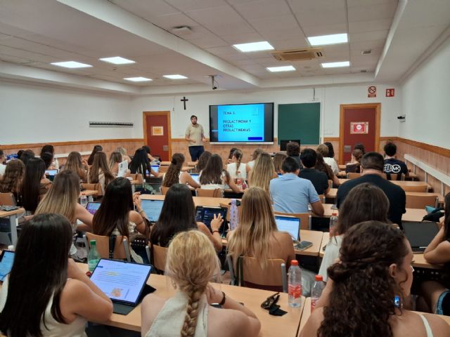 Los tres campus universitarios de la UCAM inician su actividad esta semana