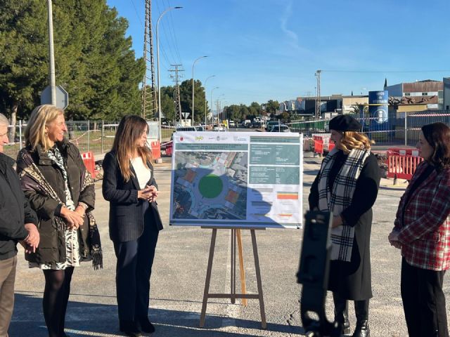 Avanzan las obras de construcción de la nueva glorieta del Polígono Industrial Oeste