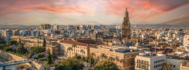 Murcia, en el punto de mira internacional: The Mirror elogia el patrimonio, la gastronomía y el clima de la ciudad