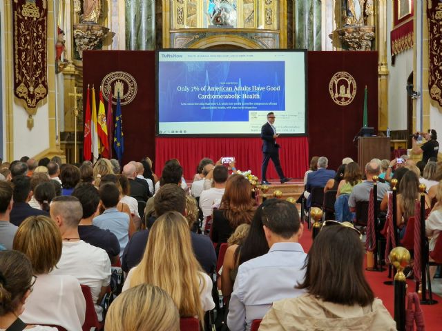 Nutrillermo anima en la UCAM a los futuros nutricionistas a actualizarse y aprender a comunicar