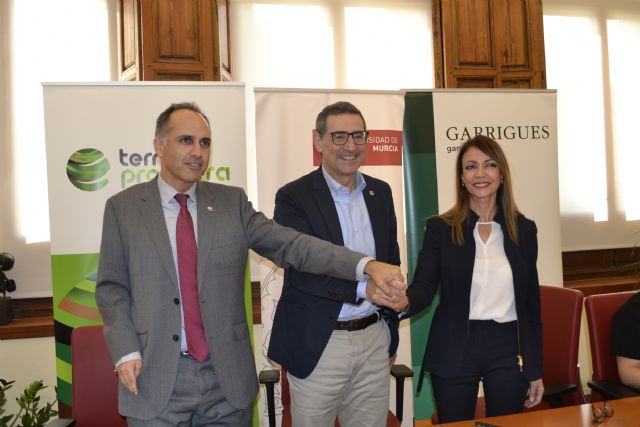 La Universidad de Murcia y la empresa Terra Próspera colaboran para crear dos nuevas cátedras