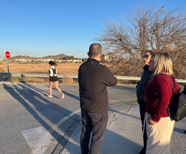 El PSOE exige al PP un acceso seguro para los vecinos de Cabezo de Torres