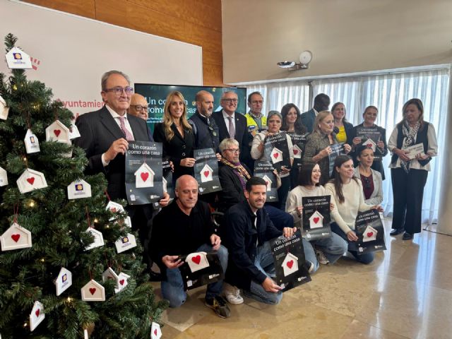 El Ayuntamiento de Murcia se suma a la campaña solidaria de Navidad de Jesús Abandonado 'Un corazón como una casa'