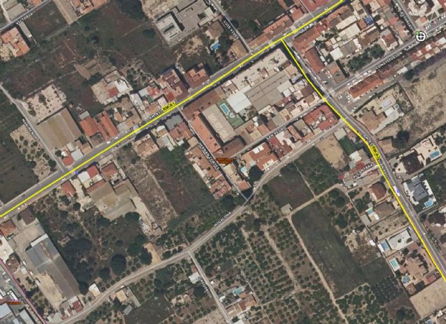 Bomberos del Ayuntamiento de Murcia apagan incendio de vivienda en la pedanía murciana de Cabezo de Torres