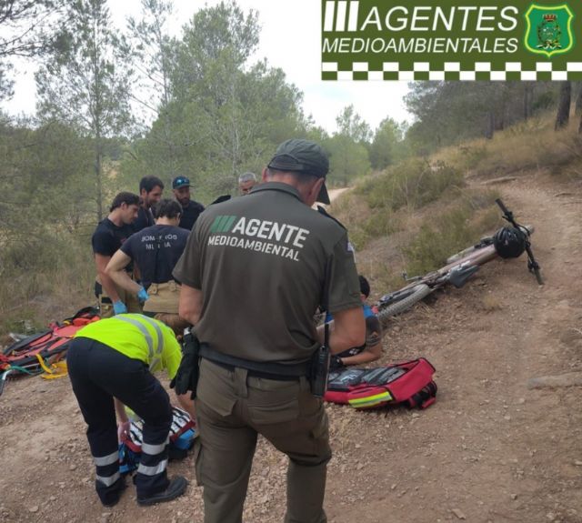 Rescatan a un ciclista herido por una caída fortuita ocurrida en Las Navetas