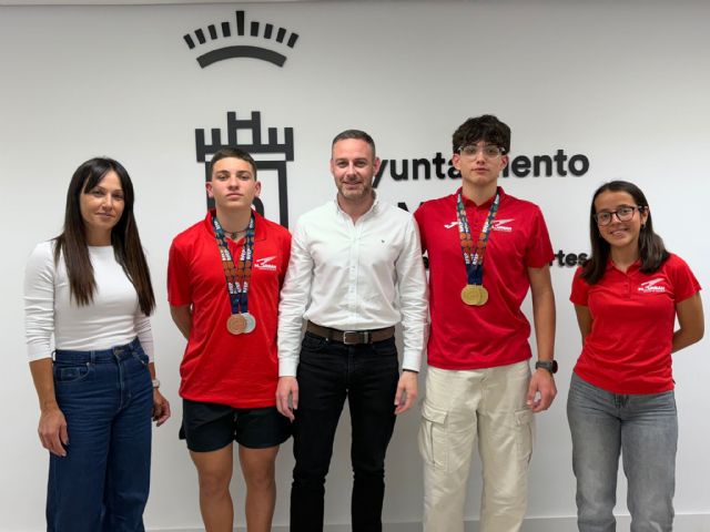 El Ayuntamiento de Murcia reconoce los triunfos nacionales del M-Urban en el Campeonato de Espa&ntilde;a Indoor