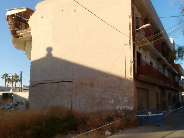 Ahora Murcia alerta del peligro que supone el edificio de la carretera de santa catalina semiderruido tras las lluvias de diciembre