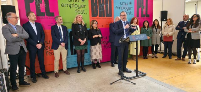 El Ayuntamiento de Murcia da a conocer sus servicios de orientación, formación y empleo en la III edición del UMU Employer Fest 2025